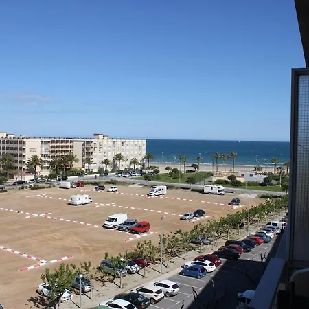 Pineda 3 דירה